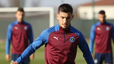 Trabzonspor, Süper Lig'in 3. haftasında oynayacağı Amedspor deplasmanı için Fatih Tekke yönetiminde antrenmanlara başladı
