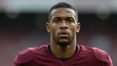 Trabzonspor, Portekiz asıllı Gine-Bissau'lu forvet Franculino Dju'yu 17 milyon Euro karşılığında Midtjylland'dan transfer...