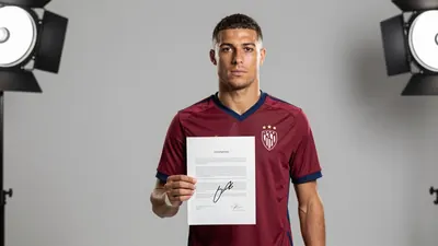 Trabzonspor, genç orta saha oyuncusu Göktan Gürpüz'ü 2026-2027 sezonu için Çorum FK'ya kiraladı ve sözleşmeye satın alma...
