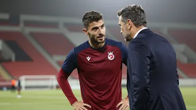 Trabzonspor is making efforts to sign Uruguay striker Darwin Nunez, but negotiations with Al Hilal are causing delays due...