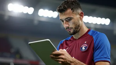 Süper Lig'in 6. haftasında oynanacak olan Trabzonspor-Galatasaray derbisinin tarihi 19 Eylül ve saati 20.00 olarak belirlendi