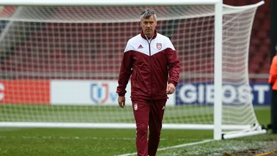 Trabzonspor, Süper Lig'deki istikrarsız sonuçların ardından Thomas Reis'i yeni teknik direktörü olarak resmen açıkladı